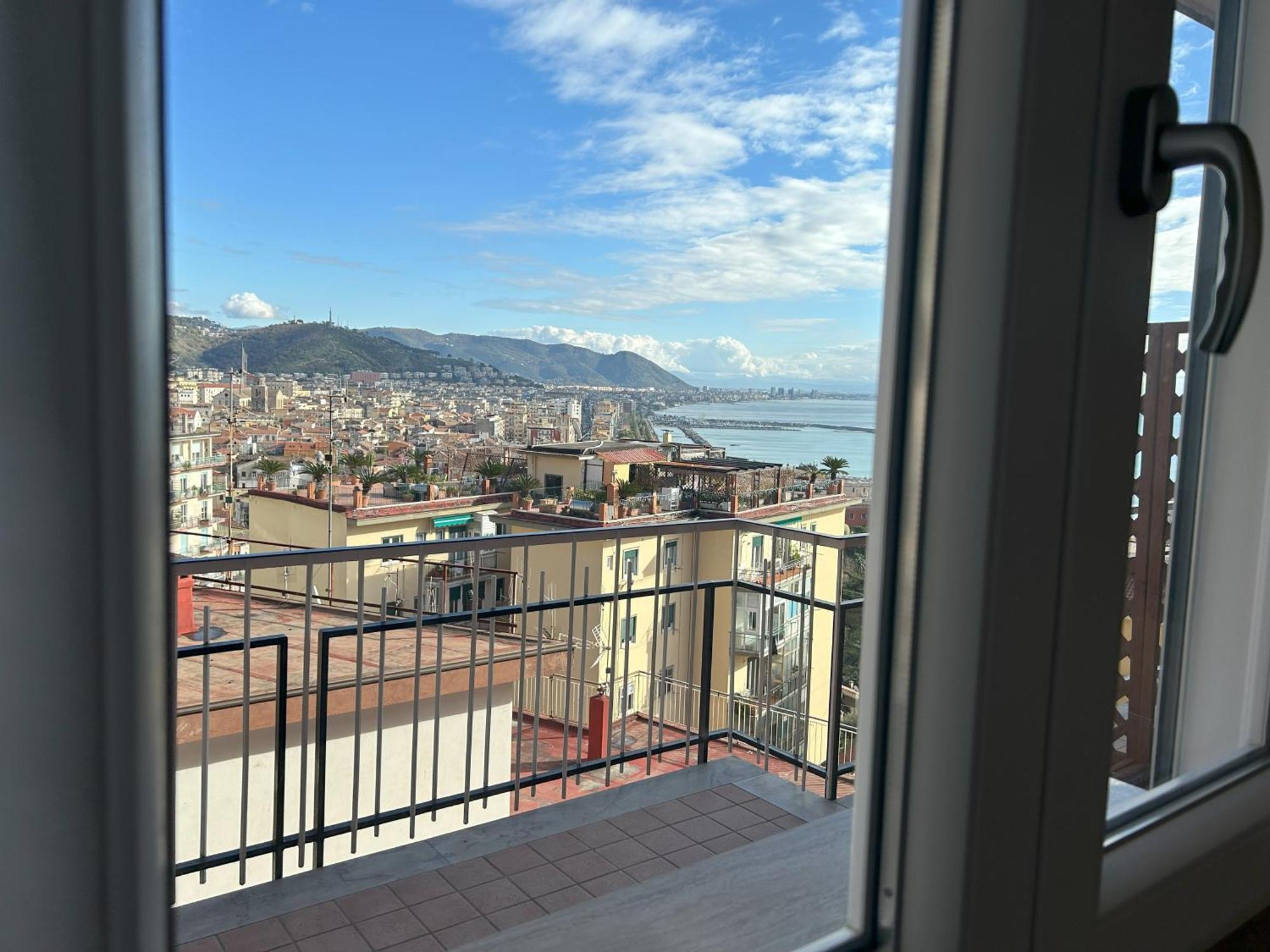A Casa Di Roberta Lejlighed Salerno Eksteriør billede