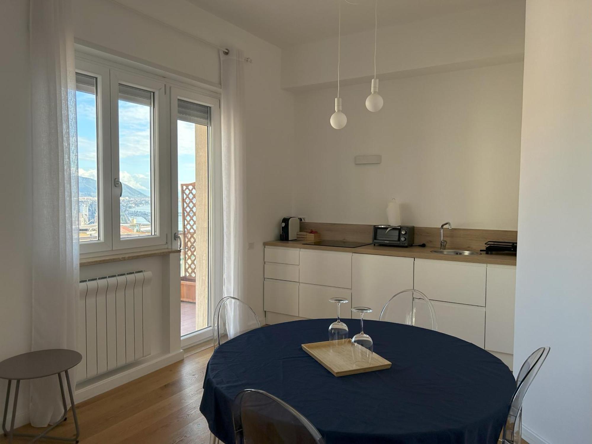 A Casa Di Roberta Lejlighed Salerno Eksteriør billede